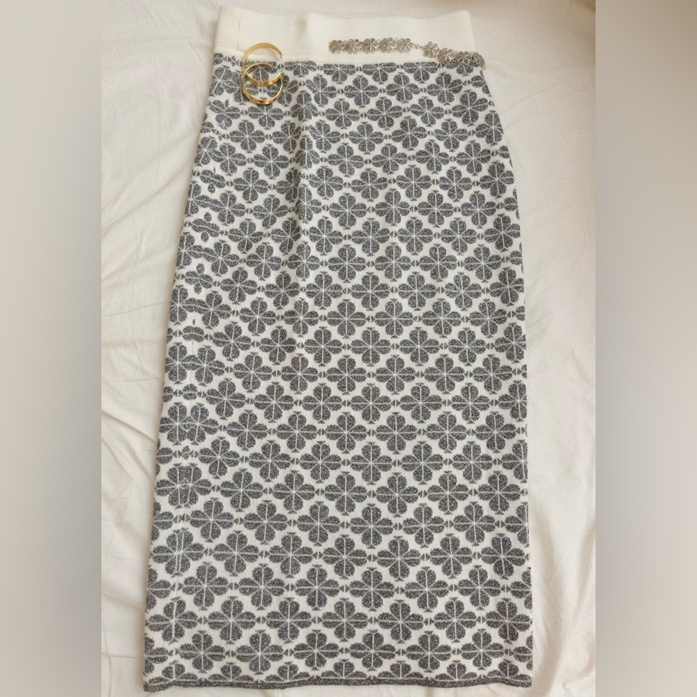 Kate Spade Grey and White Floral Midi skirt- Glittery- Fitted Pencil Skirt